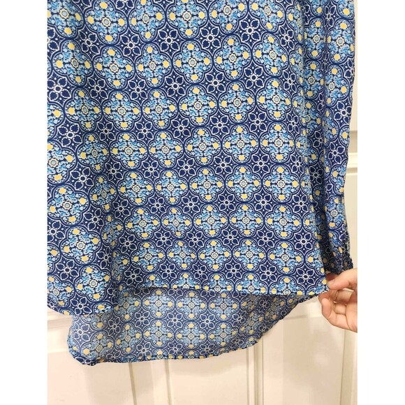 Sleeveless Blue Floral Blouse Tank Front Pocket Womens Size Medium - Picture 5 of 6